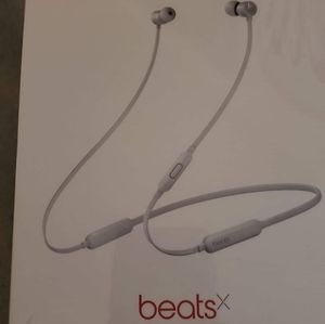 Beats x
